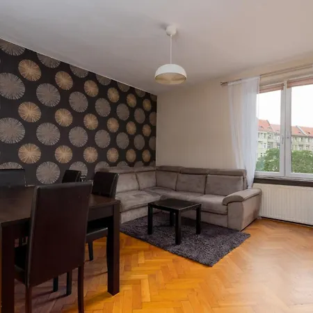 Pomorska Spacious *