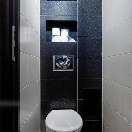 Pomorska Spacious Apartment *